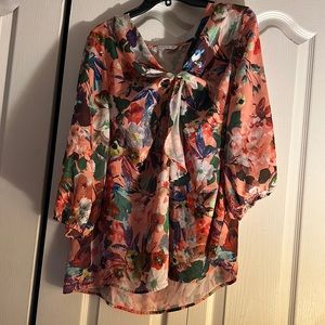 Isaac Mizrahi women’s quarter sleeve floral blouse